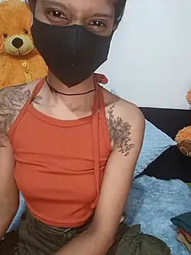 Snapshot of emali_baba chatting on July 15, 5:29 pm emali baba online show from July 15, 5:29 pm