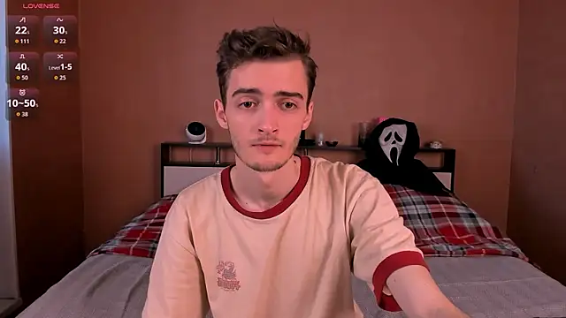 Snapshot of spider____man chatting on October 3, 2:25 pm spider man online show from October 3, 2:25 pm