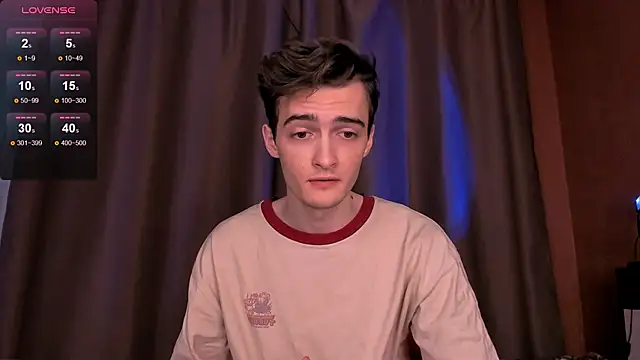 Snapshot of spider____man chatting on October 30, 1:56 pm spider man online show from October 30, 1:56 pm