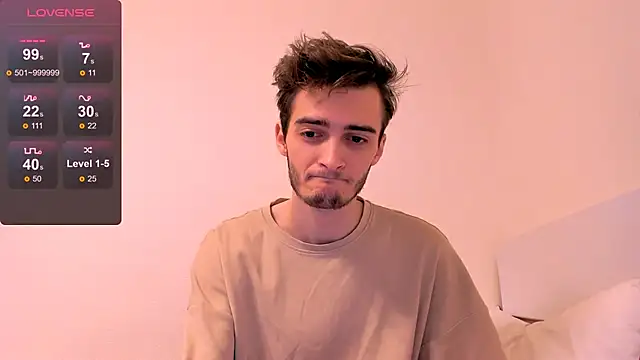 Snapshot of spider____man chatting on November 17, 11:16 am spider man online show from November 17, 11:16 am