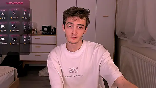 Snapshot of spider____man chatting on November 21, 5:00 pm spider man online show from November 21, 5:00 pm