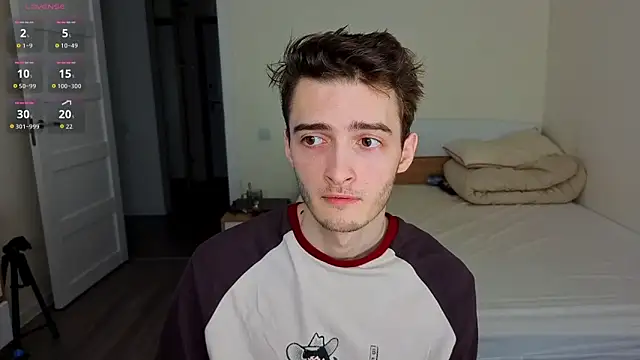 spider    man online show from April 12, 2:11 pm