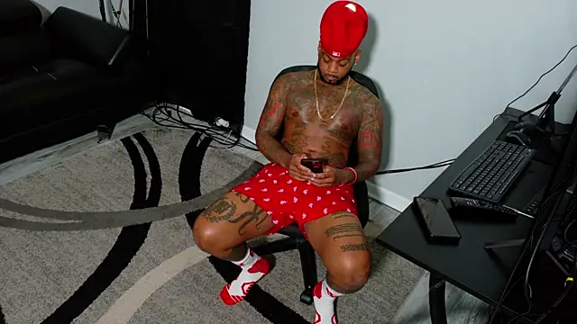 SLANGONDEMHOES online show from November 27, 5:15 pm