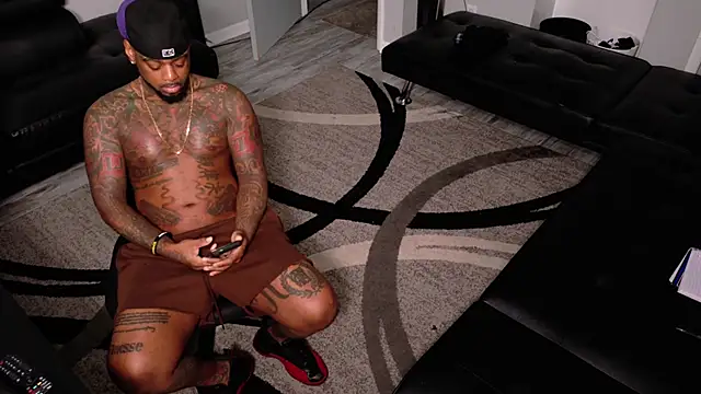 SLANGONDEMHOES online show from March 17, 6:39 am