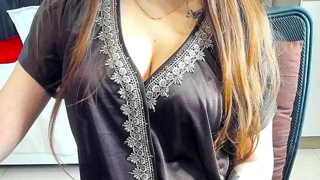 Snapshot of Shawtty_Girl chatting on October 22, 6:24 am Shawtty Girl online show from October 22, 6:24 am