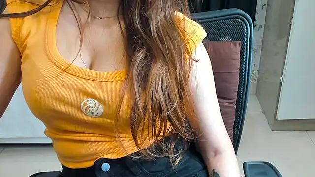 Snapshot of Shawtty_Girl chatting on October 22, 6:29 pm Shawtty Girl online show from October 22, 6:29 pm