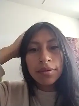 Pocahontas tw online show from February 4, 6:03 pm