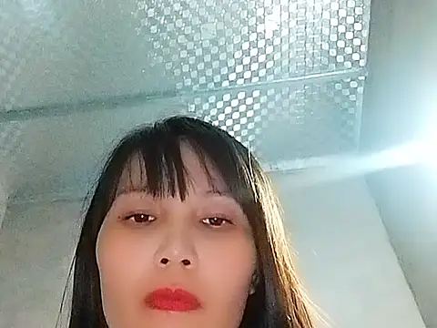 Siglemom sexy online show from October 5, 8:01 am