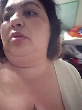 Snapshot of curvy_diva_ chatting on September 23, 9:45 am curvy diva online show from September 23, 9:45 am