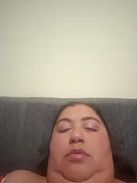 Snapshot of curvy_diva_ chatting on September 29, 1:55 am curvy diva online show from September 29, 1:55 am