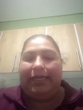 Snapshot of curvy_diva_ chatting on October 1, 2:17 am curvy diva online show from October 1, 2:17 am