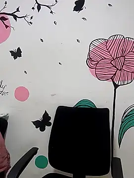 Snapshot of curvy_diva_ chatting on October 4, 11:52 am curvy diva online show from October 4, 11:52 am