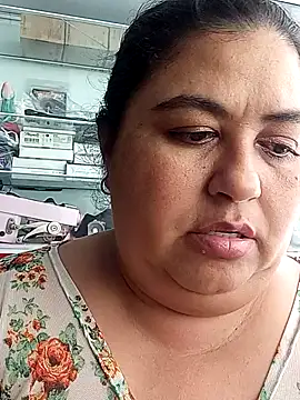 Snapshot of curvy_diva_ chatting on November 30, 1:26 pm curvy diva online show from November 30, 1:26 pm