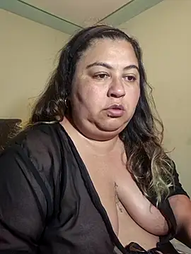 curvy diva  online show from March 9, 11:14 am