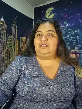 curvy diva  online show from April 19, 10:03 am