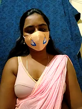 mini-queen online show from September 18, 6:32 pm