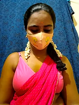 mini-queen online show from November 16, 8:42 am