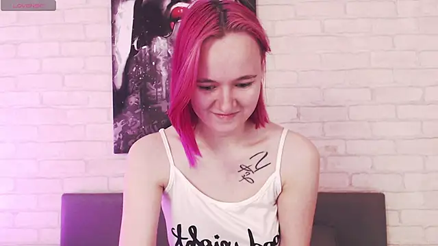 Snapshot of Ericha_Stone chatting on September 12, 1:28 am Ericha Stone online show from September 12, 1:28 am