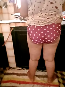 Snapshot of Mayamimi chatting on September 17, 12:40 pm Mayamimi online show from September 17, 12:40 pm