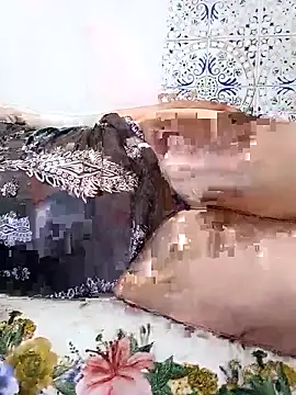 Snapshot of Mayamimi chatting on September 23, 9:40 pm Mayamimi online show from September 23, 9:40 pm