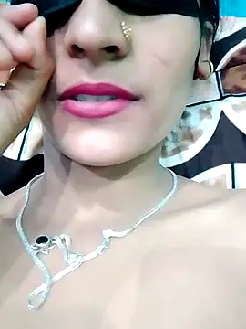 Snapshot of Pahadi_couple chatting on October 17, 4:48 am Pahadi couple online show from October 17, 4:48 am