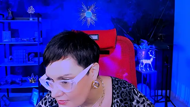 LauraDavidsons online show from November 28, 1:14 pm