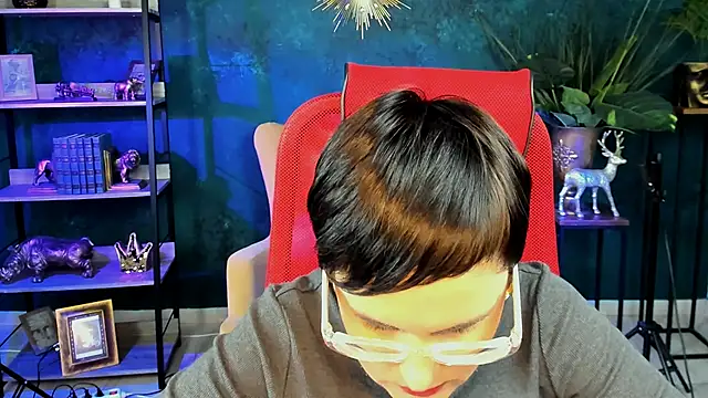 LauraDavidsons online show from December 21, 6:59 pm