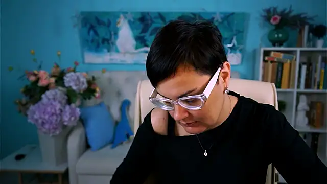 LauraDavidsons online show from March 1, 5:53 am