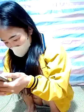 Snapshot of Georgia_here chatting on November 18, 11:59 pm Georgia here online show from November 18, 11:59 pm