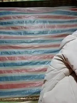 Snapshot of Georgia_here chatting on November 30, 12:36 am Georgia here online show from November 30, 12:36 am