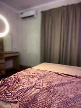 YourLittleDevil online show from October 16, 1:12 pm