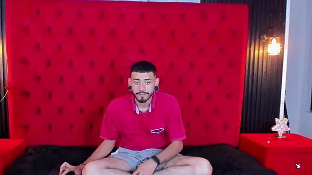 Snapshot of rolo_martinez chatting on September 11, 1:39 am rolo martinez online show from September 11, 1:39 am