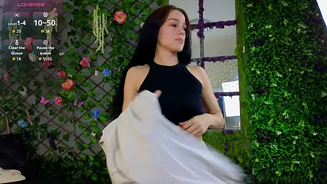 Snapshot of baby_nyco chatting on October 13, 5:02 pm baby nyco online show from October 13, 5:02 pm