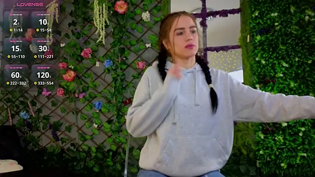 Snapshot of baby_nyco chatting on October 14, 5:03 pm baby nyco online show from October 14, 5:03 pm