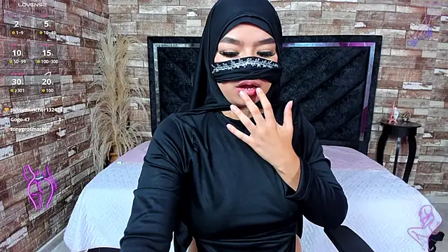 Amal Bakir online show from November 30, 12:47 am