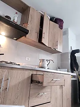 Alisson Morgann online show from February 14, 2:03 pm