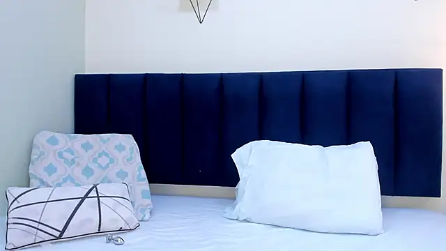 Snapshot of sophieturner_mg chatting on May 15, 7:10 pm sophieturner mg online show from May 15, 7:10 pm