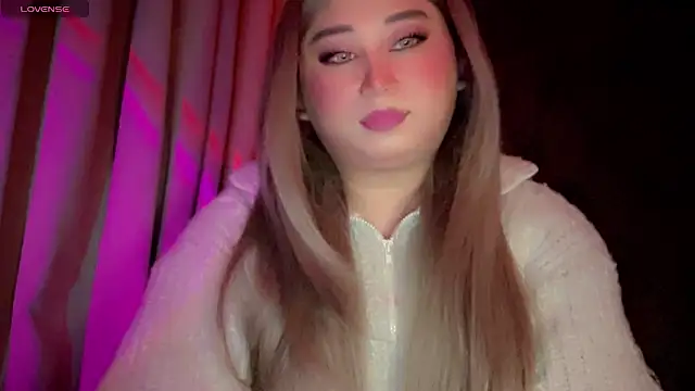 Degeneresqueen online show from December 1, 6:46 pm