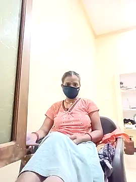 Snapshot of malteejat chatting on September 25, 4:21 pm malteejat online show from September 25, 4:21 pm