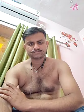 Snapshot of Frvgggghh chatting on November 20, 8:36 am Frvgggghh online show from November 20, 8:36 am