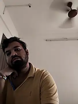 vinay smalldick online show from November 28, 2:14 am