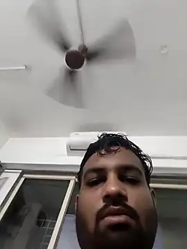 vinay smalldick online show from April 20, 1:47 pm