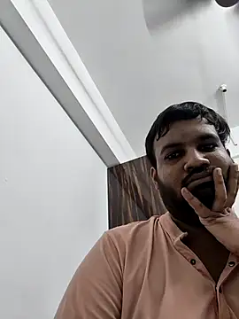 vinay smalldick online show from June 19, 2:32 pm
