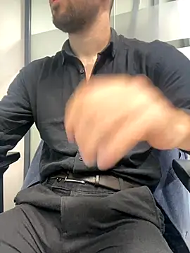 speddy34 online show from December 5, 7:06 am