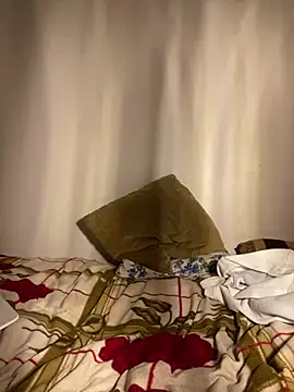 Snapshot of speddy34 chatting on January 5, 6:22 pm speddy34 online show from January 5, 6:22 pm