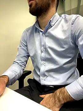 Snapshot of speddy34 chatting on January 9, 6:49 am speddy34 online show from January 9, 6:49 am