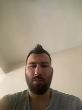 Snapshot of speddy34 chatting on January 17, 9:14 am speddy34 online show from January 17, 9:14 am