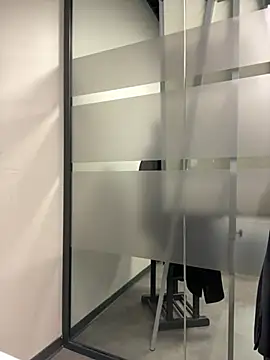 Snapshot of speddy34 chatting on February 3, 7:13 am speddy34 online show from February 3, 7:13 am