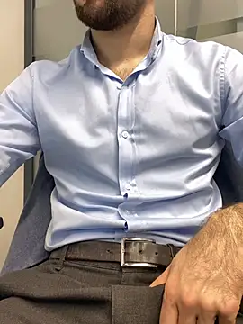 Snapshot of speddy34 chatting on February 5, 6:18 am speddy34 online show from February 5, 6:18 am