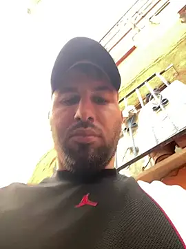 Snapshot of speddy34 chatting on February 7, 9:13 am speddy34 online show from February 7, 9:13 am